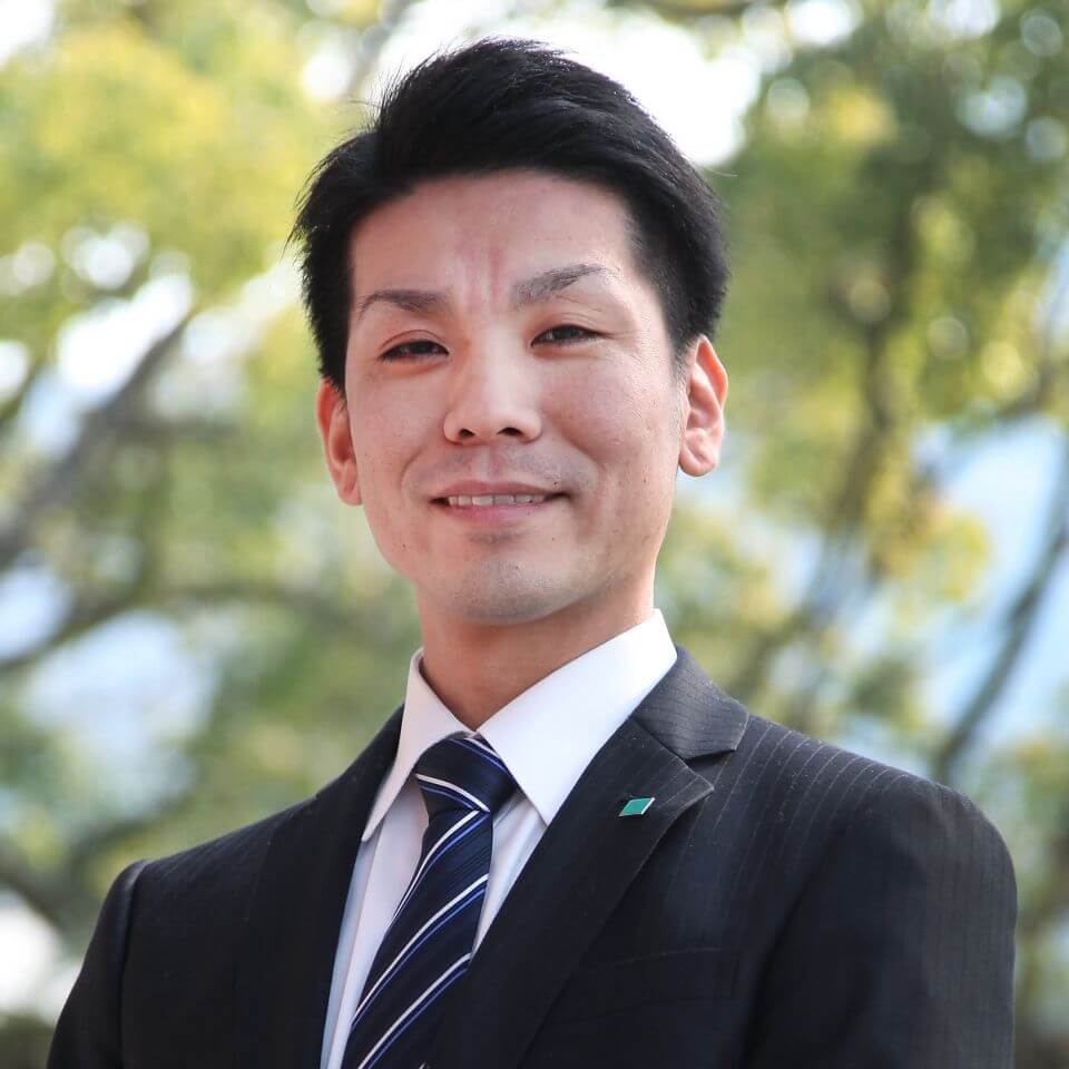 三島 健二